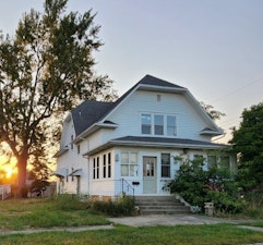 Bridgeport Home, IL Real Estate Listing